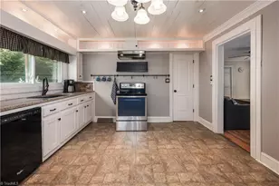 545 Mt Shepherd Rd, Asheboro, NC 27205 - Photo 21