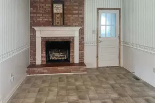 238 Raven Midlawn Dr, Wilkesboro, NC 28697 - Photo 11