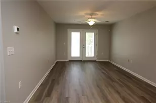 7100 W Friendly Ave, Greensboro, NC 27410 - Photo 9