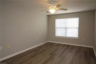 7100 W Friendly Ave, Greensboro, NC 27410 - Photo 11