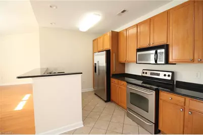 100 Sunset Circle, Greensboro, NC 27408 - Photo 11