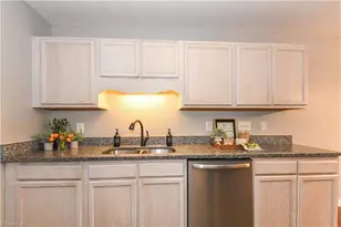 5805 Battery Dr, Greensboro, NC 27409 - Photo 11