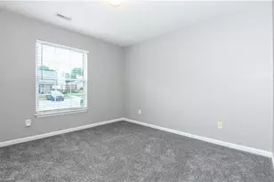 5805 Battery Dr, Greensboro, NC 27409 - Photo 17