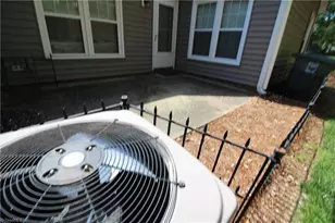 33 Cedar Knoll Dr, Greensboro, NC 27407 - Photo 27