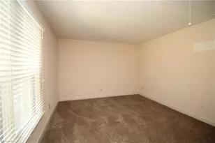 33 Cedar Knoll Dr, Greensboro, NC 27407 - Photo 13