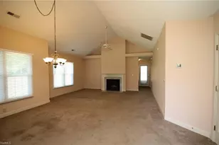 33 Cedar Knoll Dr, Greensboro, NC 27407 - Photo 21