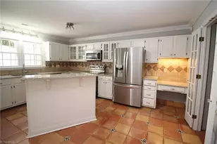 3 Cedar Knoll Ct, Greensboro, NC 27407 - Photo 7