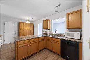 1901 Whites Mill Rd, High Point, NC 27265 - Photo 11