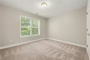 665 Boone Station Dr, Burlington, NC 27215 - Photo 17