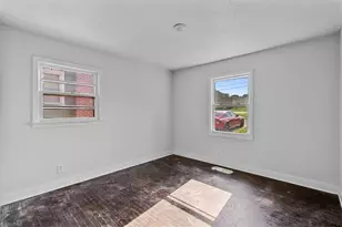 1724 Glenwood Ave, Greensboro, NC 27403 - Photo 13
