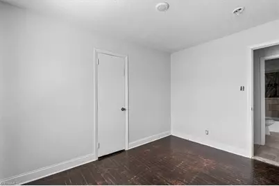1724 Glenwood Avenue, Greensboro, NC 27403 - Photo 19