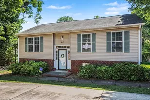 3015 Konnoak Dr, Winston-Salem, NC 27127 - Photo 3