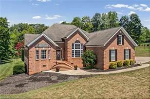 1216 Fairway Dr, Yadkinville, NC 27055 - Photo 3