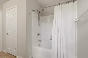 1533 Hamilton Hills Dr, Greensboro, NC 27406 - Photo 21