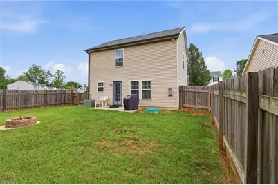 1533 Hamilton Hills Drive, Greensboro, NC 27406 - Photo 29