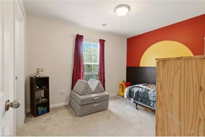 1533 Hamilton Hills Drive, Greensboro, NC 27406 - Photo 17