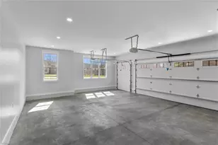 765 Golf Course Rd, Pilot Mountain, NC 27041 - Photo 25
