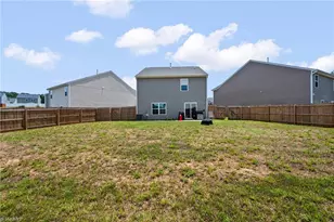 586 Tochi Ct, Winston-Salem, NC 27105 - Photo 5