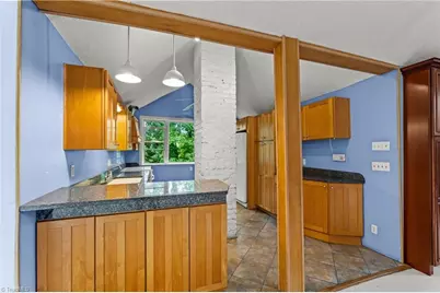 702 Granville Drive SW, Winston-Salem, NC 27101 - Photo 23