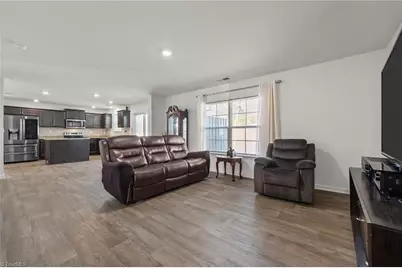 4734 Black Forest Drive, Greensboro, NC 27405 - Photo 19