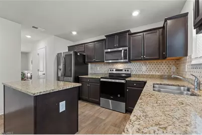 4734 Black Forest Drive, Greensboro, NC 27405 - Photo 15