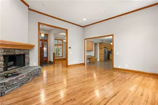 621 Crystal Bay Dr, Denton, NC 27239 - Photo 13