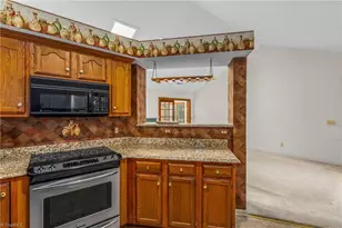 4126 Carroll Ridge Ct, High Point, NC 27265 - Photo 7