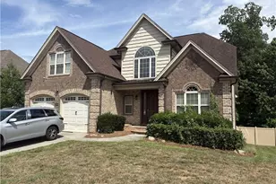3040 Cameron Village Ct, Winston-Salem, NC 27103 - Photo 1