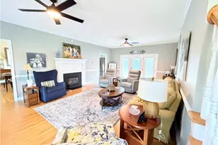 106 Wilbur Gentry Ln, State Road, NC 28676 - Photo 5