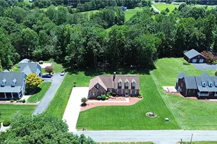 106 Wilbur Gentry Ln, State Road, NC 28676 - Photo 43