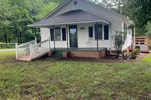1008 Willard Dr, Yadkinville, NC 27055 - Photo 1
