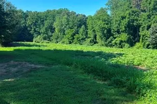 1038 Willard Dr, Yadkinville, NC 27055 - Photo 5