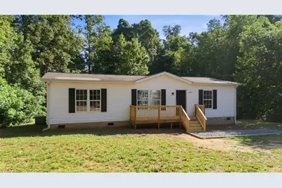 7623 Salem Chapel Road, Belews Creek, NC 27052 - Photo 5