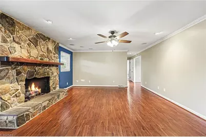 8025 Reynolda Road, Pfafftown, NC 27040 - Photo 17