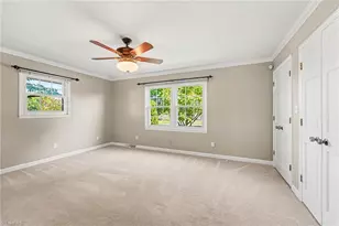 8025 Reynolda Rd, Pfafftown, NC 27040 - Photo 23