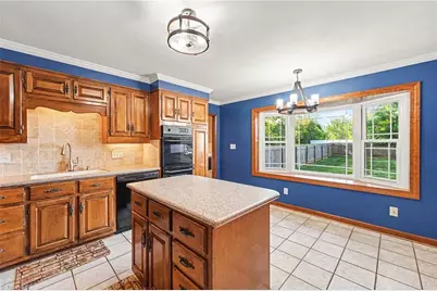 8025 Reynolda Road, Pfafftown, NC 27040 - Photo 9