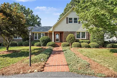 8025 Reynolda Road, Pfafftown, NC 27040 - Photo 3