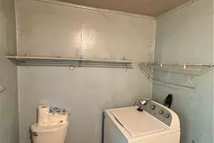 215 Upton St, Randleman, NC 27317 - Photo 13