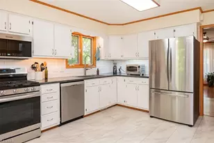 612 Wildwood Ln, Graham, NC 27253 - Photo 5