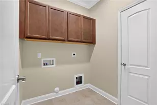 143 Windmill Trl, High Point, NC 27265 - Photo 15