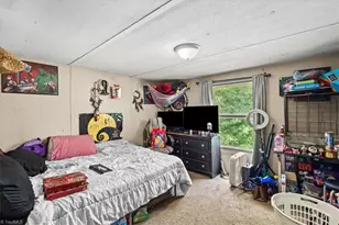 1844 Price Rd, Eden, NC 27288 - Photo 35