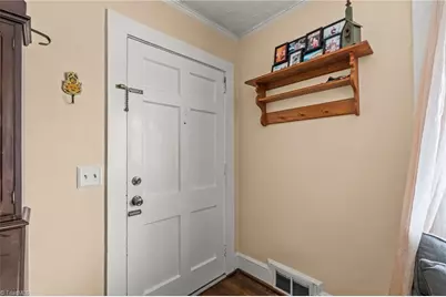 813 Carrick Street, High Point, NC 27262 - Photo 7