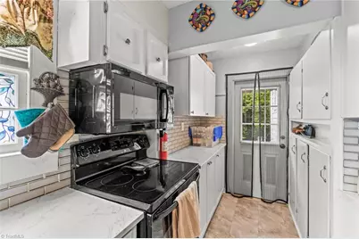 813 Carrick Street, High Point, NC 27262 - Photo 17