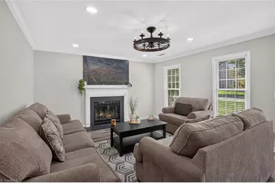 4000 Loch Mere Road, High Point, NC 27265 - Photo 9
