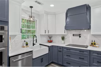 4000 Loch Mere Road, High Point, NC 27265 - Photo 17