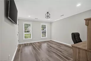 4000 Loch Mere Rd, High Point, NC 27265 - Photo 19