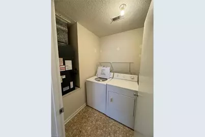 5661 Hornaday Road #H, Greensboro, NC 27409 - Photo 17