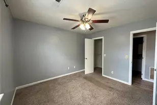 5661 Hornaday Rd, Greensboro, NC 27409 - Photo 23