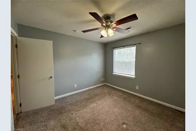 5661 Hornaday Road #H, Greensboro, NC 27409 - Photo 19