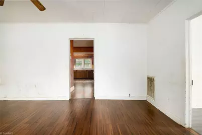 11 Hackney Street, Lexington, NC 27292 - Photo 9